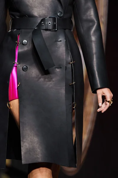 Look 202